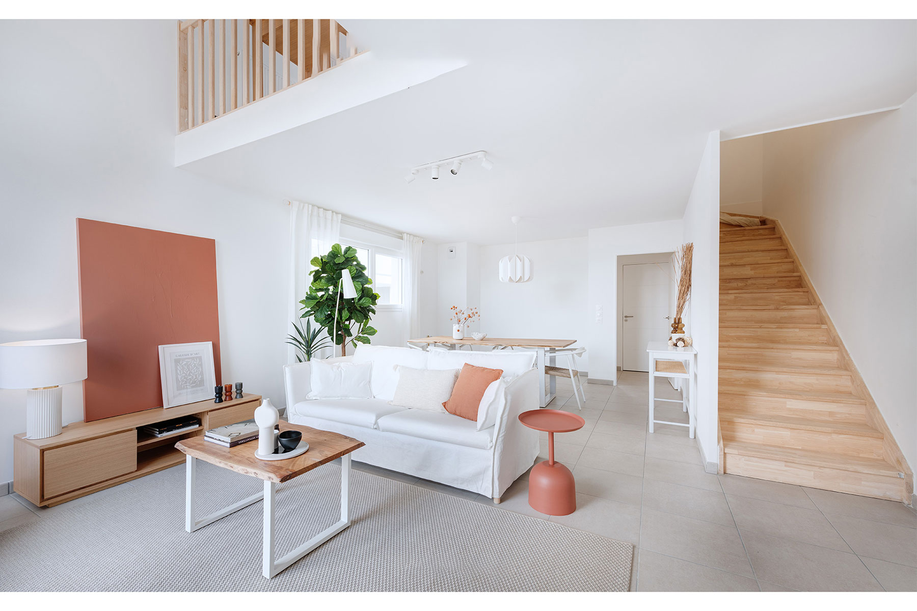 80m²