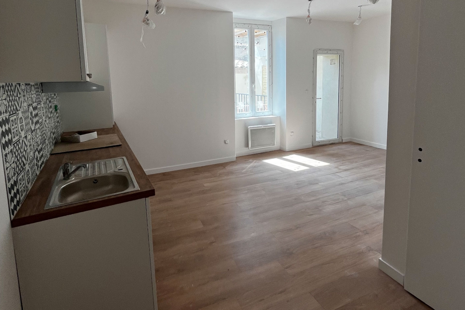 32m²